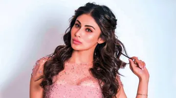 Mouni Roy Drips Hotness In Pink Bikini (Check Pics)