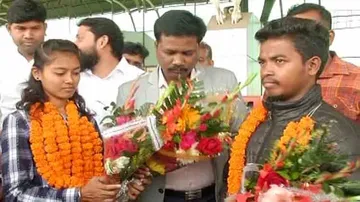 Young Odia mountaineers conquer mount Kilimanjaro in South Africa