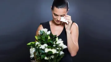 Close friend's death can affect wellbeing for 4 years