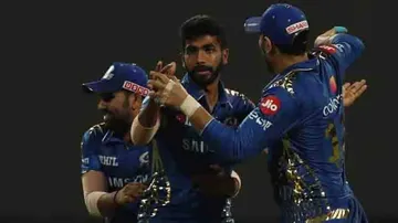 IPL: Mumbai pip Bangalore to clinch nail-biter