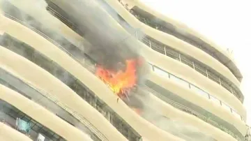 4 killed in Mumbai highrise blaze