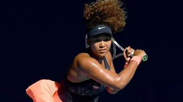 Aus Open: Naomi Osaka Crushes Serena Williams's 24th Grand Slam Title Bid
