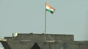J-K state flag removed from Civil Secretariat