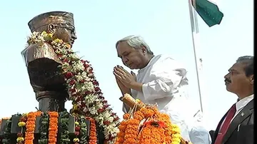 Odisha remembers Netaji, Veer Surendra Sai