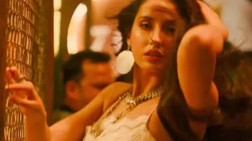 Ek Toh Kum Zindagani : Nora Fatehi's Most Awaited Song Finally Out
