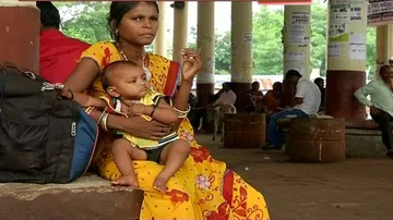 Harrowing time for passengers, office goers due to bandh