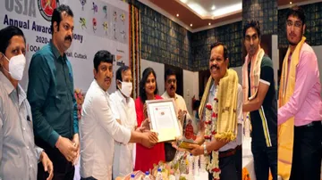 Odisha: Para-Shuttler Pramod, Chess GM Swayams Conferred OSJA Awards