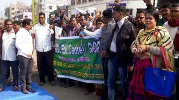 OTET Aspirants Protest Demanding Grace Marking
