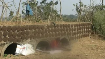 Forced Out Of Village, Family In Odisha Takes Shelter Under Culvert