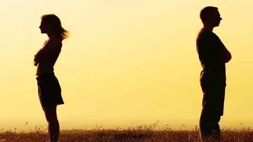 Frequent on-off relationships may up depression, anxiety risk