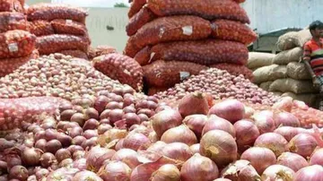 Onion Prices To Calm Down In Next Few Days: Tomar