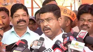 Dharmendra targets BJD, questions CEO over KALIA scheme