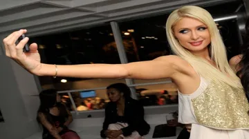 Paris Hilton's selfie obsession