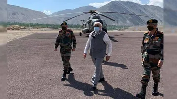 PM Modi Reaches Ladakh Amid India-China Border Tension
