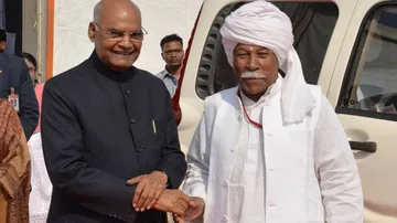 President Kovind Meets His Old Friend At Utkal University