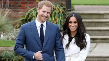 Prince Harry, Meghan Markel To Step Back As Senior Royals