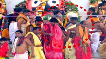 Notice to Srimandir Servitors, Puri MLA For Violating Rules During Snana Purnima