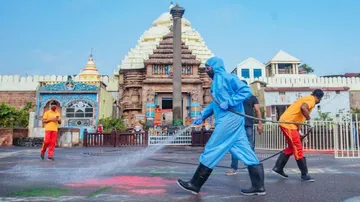 Puri Srimandir Sanitized, Covid Negative Report Mandatory For Outsiders From Tomorrow