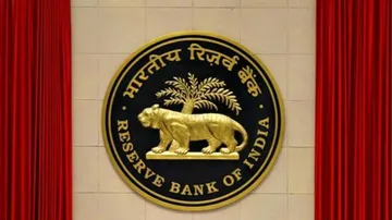 RBI Proposes 10 Yrs Cap On Term Of Bank Promoters Functioning As CEO