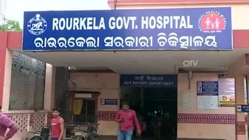 Ceiling plaster crashes in Rourkela Govt Hospital