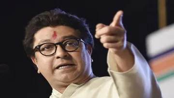 Raj accuses Uddhav of horse-trading in BMC