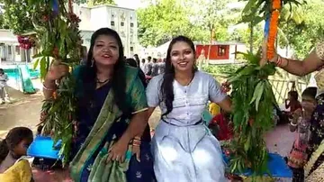 On Raja Parba, Keonjhar SP's Surprise Brings Smiles To Police Families