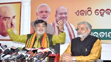 Ram Kripal Yadav accuses BJD of 'looting public money'