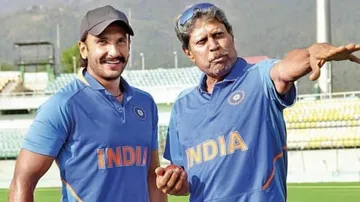 Ranveer Singh preps with Kapil Dev for '83'