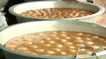 Rasagola war: GI registry issues show-cause to West Bengal
