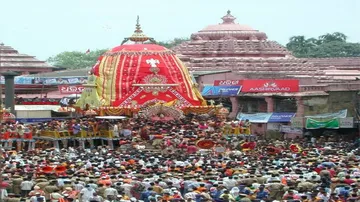 Girl alleges molestation by policeman inside Gundicha Temple