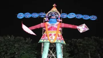 ‘Ravana Podi’ marks end of Dussehra, immersion tomorrow