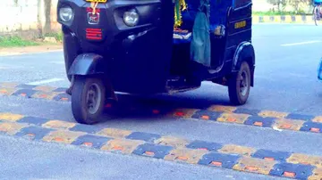 Parodic rumble(rs) over speed breakers