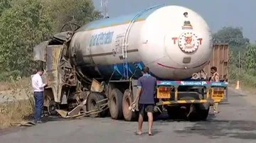 Two Drivers Charred To Death As Tanker, Truck Collide In Odisha