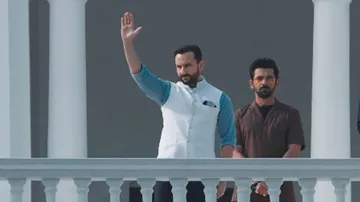 When Saif Ali Khan’s crazy female fan’s boyfriend attacked him with whiskey glass