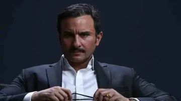 Stop it, my child will go blind: Saif Ali Khan to paparazzi!