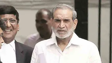 Delhi HC convicts Congress' Sajjan Kumar in 1984 anti-Sikh riot case