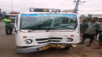 Five students hurt, 2 critical as school van rams into parked JCB