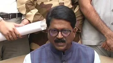 Kovind Accepts Sawant's Resignation, Gives Portfolio To Javadekar