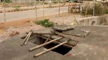 Manual Scavenging: Orissa HC Orders Disbursement Of Compensation To Kin Of Deceased Labourers