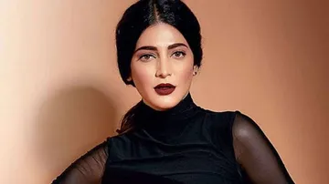 Shruti Haasan Latest Hot Photo Shoot Will Drive You Crazy
