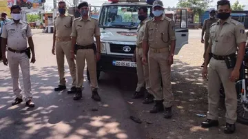 Odisha: Youth Attacks Cop During COVID Shutdown Enforcement, Arrested