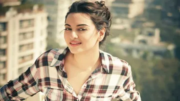 Sonakshi Sinha’s Shocking Revelations: Fatshaming, Bullying & Being Replaced In Movies