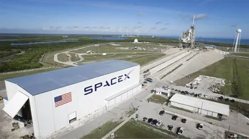 SpaceX launches 7 satellites for NASA, Iridium