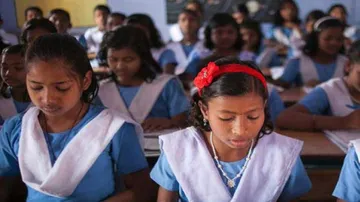 Students Of Govt Schools To Get Special Health Card