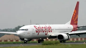 Stranded SpiceJet aircraft retrieved after 23 hrs