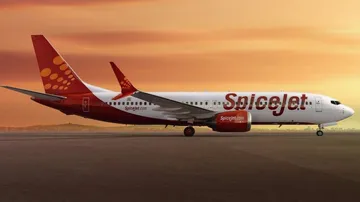 Spicejet hikes salary of pilots