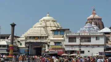 Srimandir reforms: Servitors threaten to quit as SJTA expedites implementation