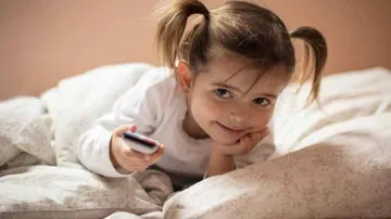 Young kids who watch more TV get less sleep