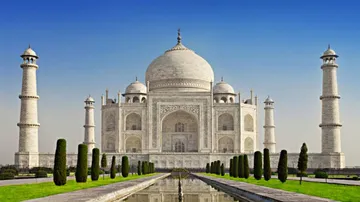 UP seeks recall of SC order on demolition near Taj Mahal