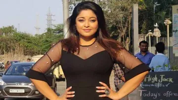 Tanushree Dutta Sizzles In Black | Check Pics